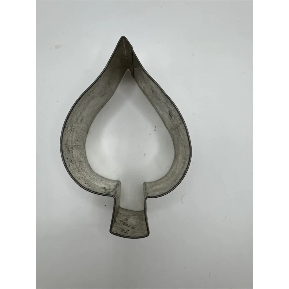 4 Vintage Tin Steel COOKIE CUTTERS Soldered Antique‎ Primitive Shapes